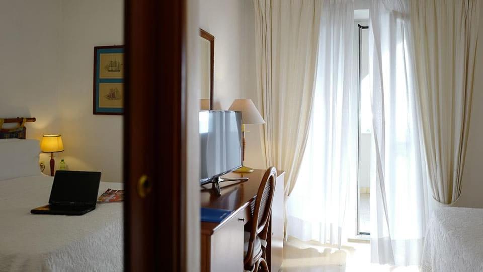 Hotel Lido Garda Anzio Zewnętrze zdjęcie